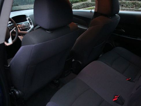 Used 2013 Chevrolet Cruze Eco image 19