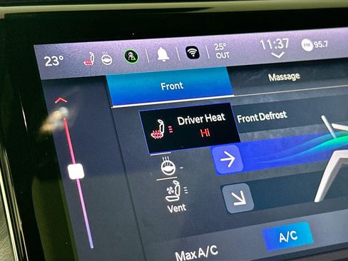 Used 2022 Jeep Grand Cherokee Overland w/ Luxury Tech Group IV image 21