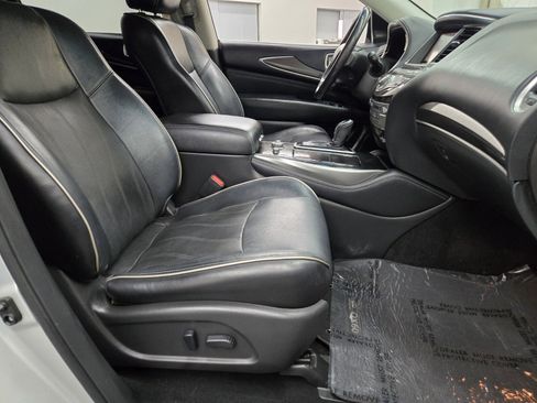 Used 2016 INFINITI QX60 AWD w/ Premium Package image 14