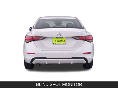 Used 2022 Nissan Sentra SV FWD image 8