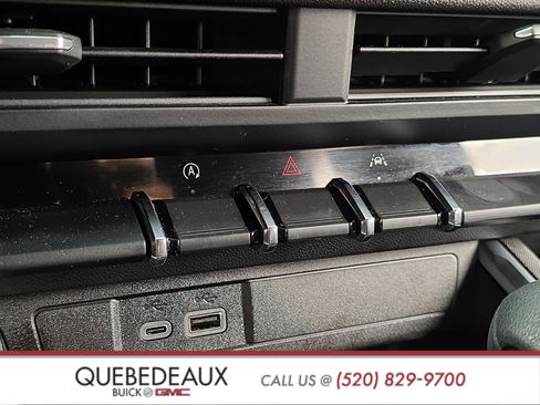 Used 2023 Chevrolet Colorado Trail Boss w/ Technology Package image 19