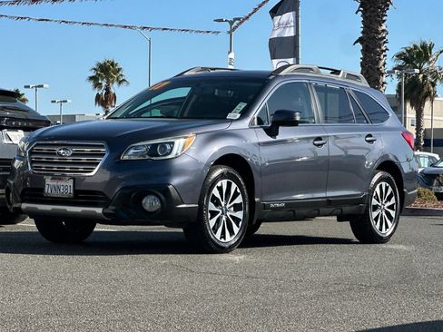 Used 2017 Subaru Outback 2.5i Limited w/ Popular Package #5 AWD/4WD image 8