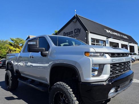 Used 2022 Chevrolet Silverado 2500 Custom w/ Custom Value Package AWD/4WD image 1