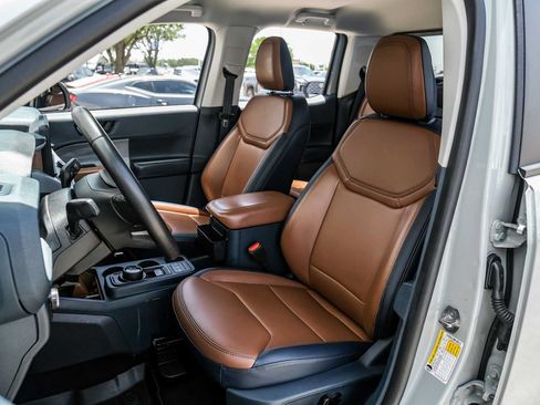 Used 2023 Ford Maverick Lariat FWD image 24