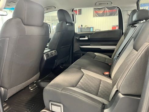 Used 2015 Toyota Tundra SR5 w/ SR5 Upgrade Package image 15