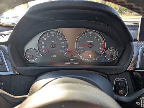 Used 2018 BMW M4 Coupe image 28