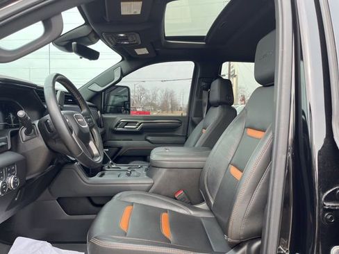Used 2024 GMC Sierra 2500 AT4 w/ AT4 Premium Plus Package image 11