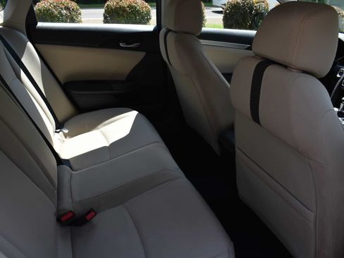Used 2016 Honda Civic EX image 47