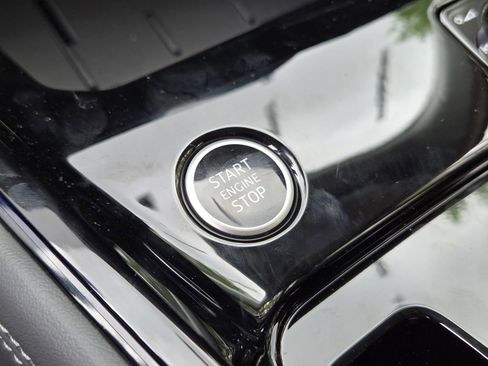 New 2026 Audi Q3 quattro 2.0T AWD/4WD image 25