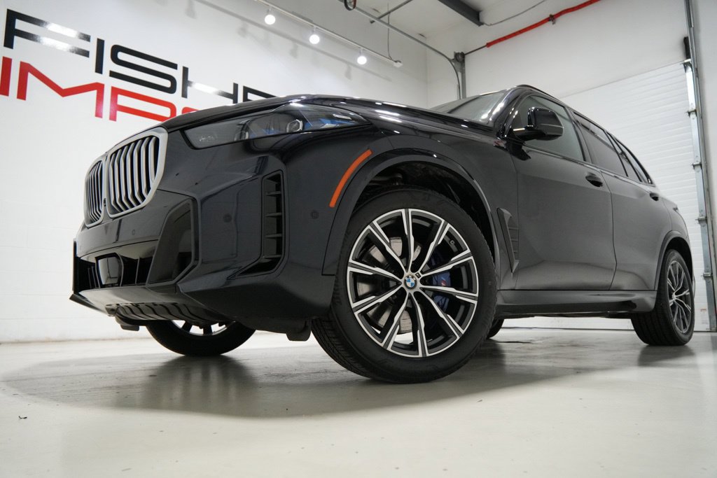 Used 2024 BMW X5 xDrive40i w/ M Sport Package AWD/4WD image 2