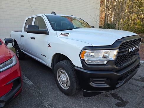 Used 2022 RAM 2500 Tradesman image 2
