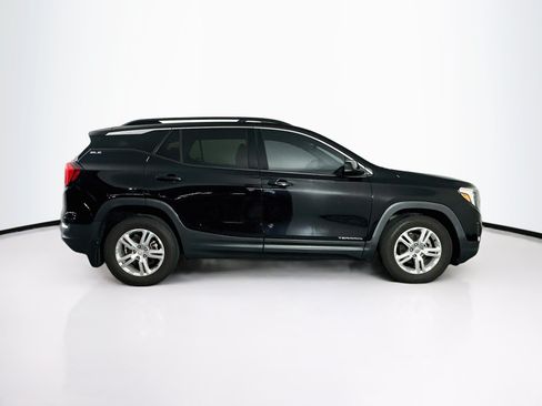 Used 2018 GMC Terrain SLE w/ Driver Convenience Package FWD image 10