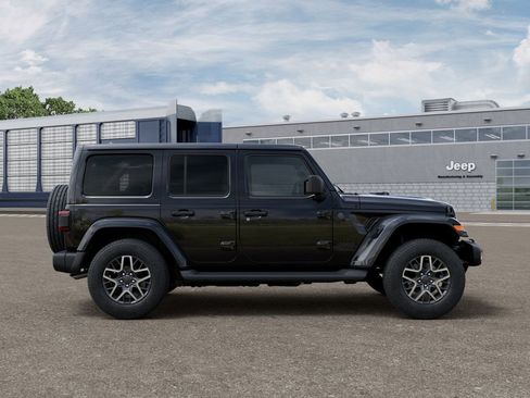 New 2026 Jeep Wrangler Unlimited Sahara AWD/4WD image 21