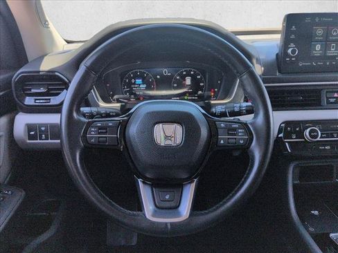 Used 2023 Honda Pilot Elite image 15