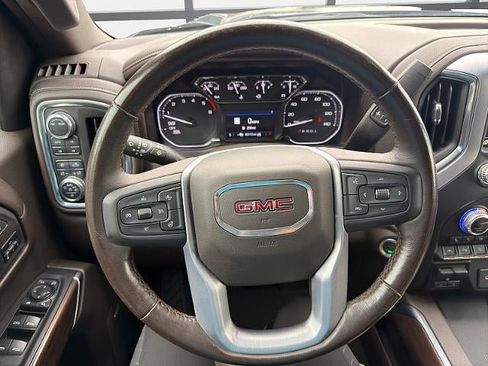 Used 2021 GMC Sierra 1500 SLT w/ SLT Premium Plus Package AWD/4WD image 28