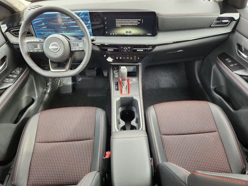 New 2026 Nissan Kicks SR w/ Cold Weather Package image 9