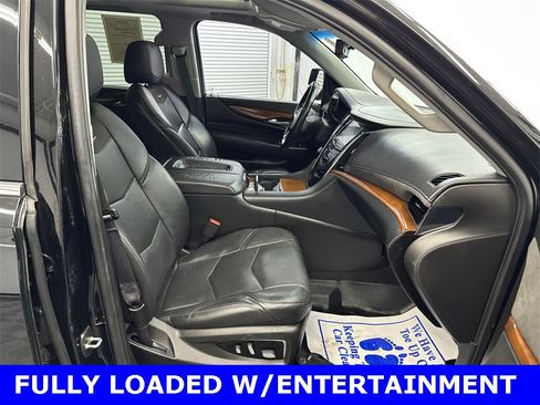 Used 2018 Cadillac Escalade ESV Premium Luxury image 15