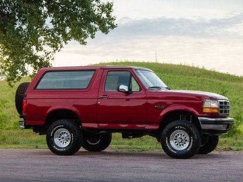 Used 1994 Ford Bronco XLT image 15