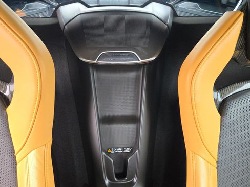 Used 2020 Chevrolet Corvette Stingray Preferred Cpe w/ 2LT Preferred Equipment Group image 24