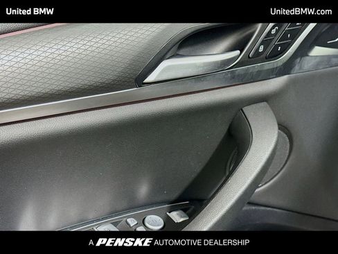 Used 2025 BMW X4 M40i image 3