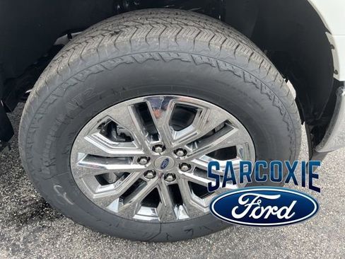 New 2025 Ford F150 Lariat w/ Equipment Group 501A Mid AWD/4WD image 24