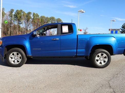 Used 2018 GMC Canyon SLE image 2