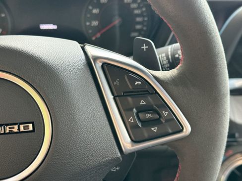 Used 2022 Chevrolet Camaro ZL1 RWD image 31