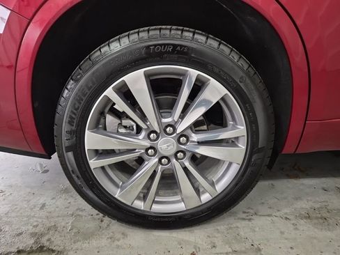 Certified 2025 Cadillac XT6 Premium Luxury image 12