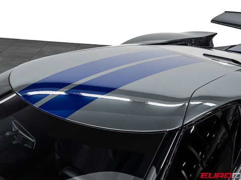 Used 2018 Ford GT RWD image 15