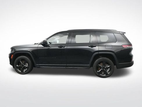 Used 2023 Jeep Grand Cherokee L Laredo AWD/4WD image 9
