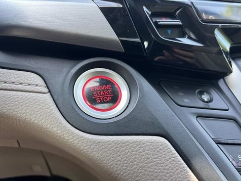 Used 2019 Honda Odyssey EX-L image 38
