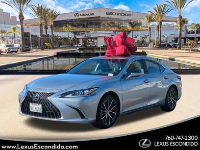 Used 2024 Lexus ES 300h w/ Premium Package