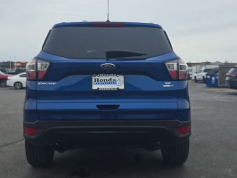 Used 2017 Ford Escape SE w/ Equipment Group 201A image 6