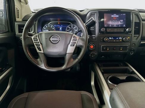 Used 2024 Nissan Titan SV w/ SV Convenience Package image 22