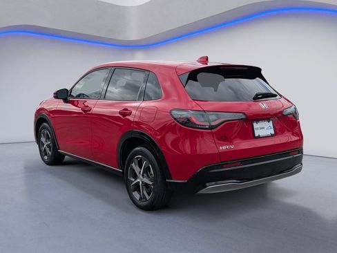 Used 2024 Honda HR-V EX-L image 3