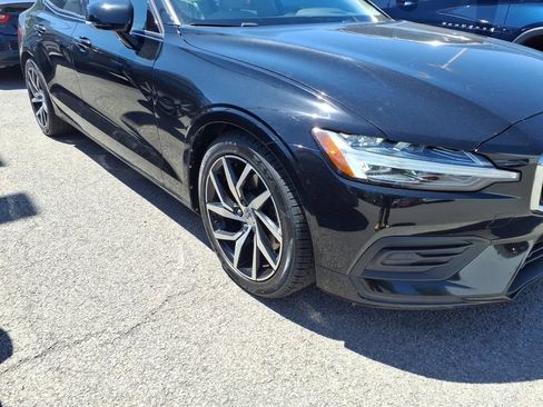 Used 2020 Volvo S60 T5 Momentum w/ Protection Package FWD image 19