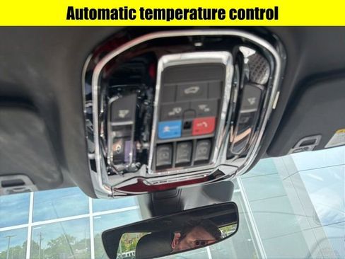 Used 2023 Jeep Grand Cherokee Summit AWD/4WD image 13
