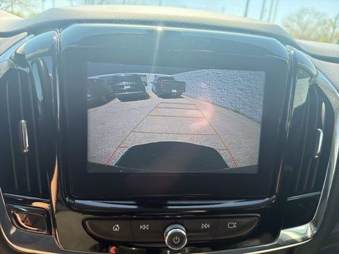 Used 2018 Chevrolet Traverse LT AWD/4WD image 31