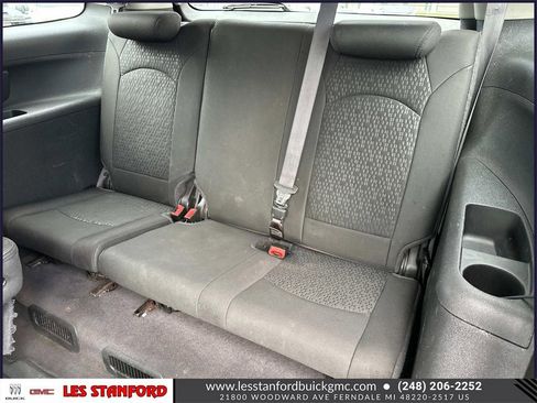 Used 2011 GMC Acadia SLE image 14