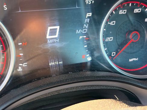 Used 2023 Dodge Charger SXT RWD image 9
