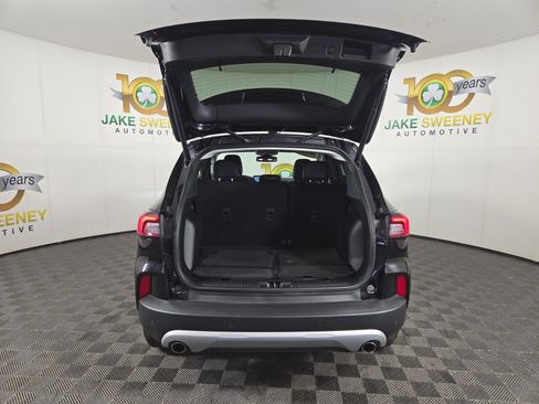 Used 2025 Ford Escape Platinum AWD/4WD image 32