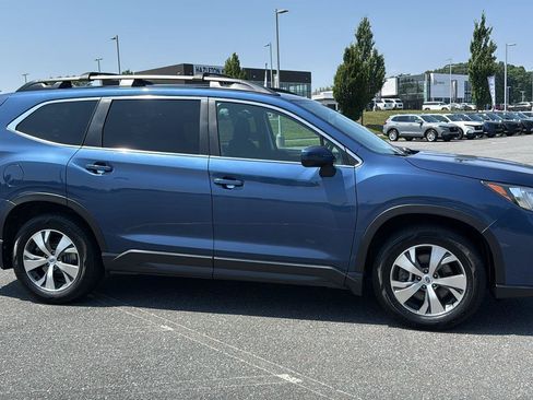 Used 2021 Subaru Ascent Premium w/ Convenience Package AWD/4WD image 3