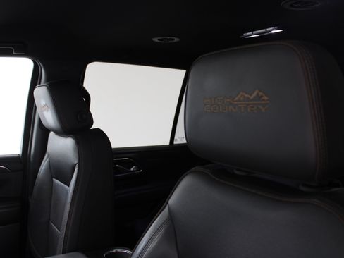 Used 2021 Chevrolet Tahoe High Country AWD/4WD image 5