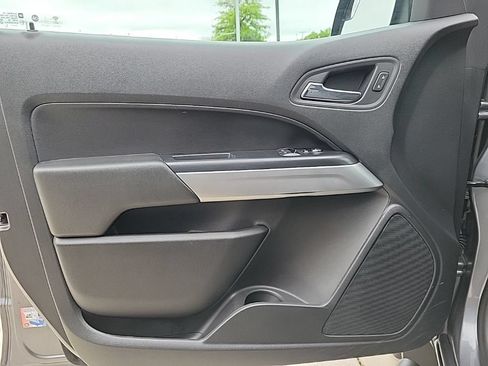 Used 2020 Chevrolet Colorado LT w/ LT Convenience Package AWD/4WD image 28
