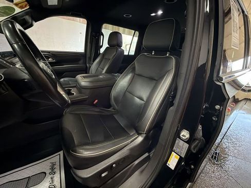 Certified 2021 GMC Yukon XL SLT image 11