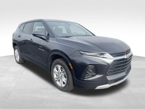 Used 2021 Chevrolet Blazer LT w/ LPO, Floor Liner Package FWD image 8