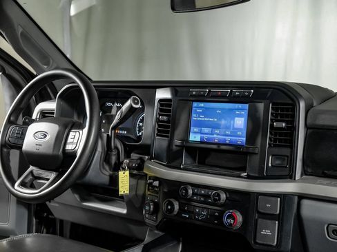 Used 2023 Ford F250 XLT w/ 360-Degree Camera Package AWD/4WD image 22