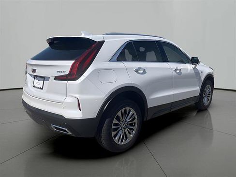 Certified 2025 Cadillac XT4 Premium Luxury AWD/4WD image 5