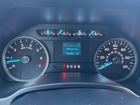 Used 2020 Ford F150 XLT image 35