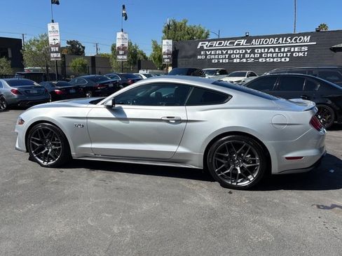 Used 2018 Ford Mustang GT Premium RWD image 16
